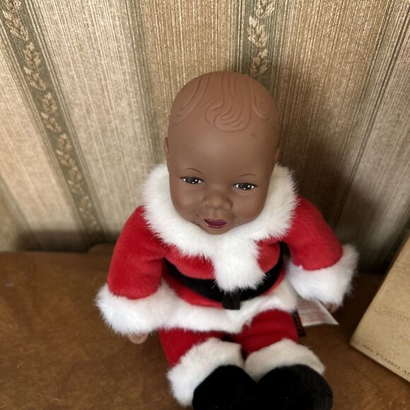 Vintage 1999 Anne Geddes African black Baby Santa Claus Doll Unimax 9" Christmas - Picture 5 of 15